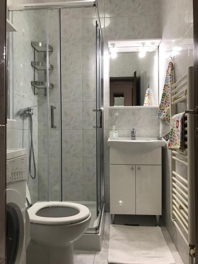 Apartmani Zuzic Krk Town Exteriör bild